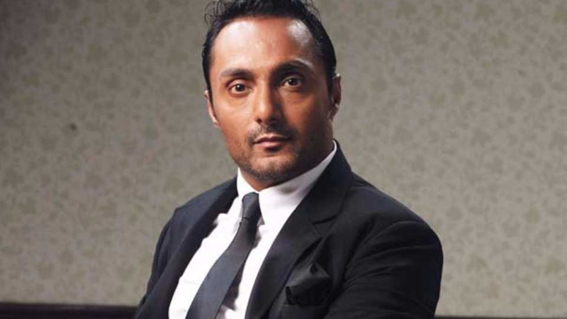 Rahul Bose Age, Height, Weight, Net Worth & Bio - CelebrityHow