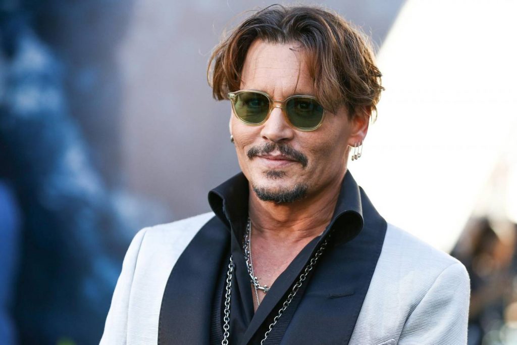 Johnny Depp Age, Height, Weight, Girlfriend, Salary, Annual Income, Net